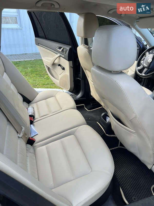 Универсал Skoda Octavia 2010 в Стрые