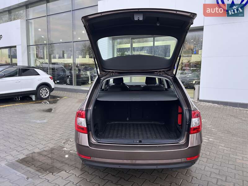 Универсал Skoda Octavia 2019 в Житомире фото 35 Универсал Skoda Octavia 2019 в Житомире
