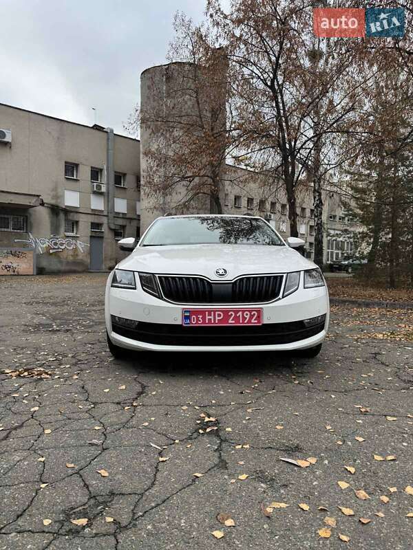 Универсал Skoda Octavia 2020 в Киеве фото 3 Универсал Skoda Octavia 2020 в Киеве