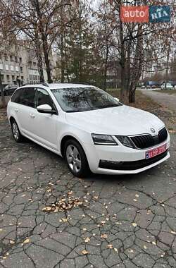 Универсал Skoda Octavia 2020 в Киеве