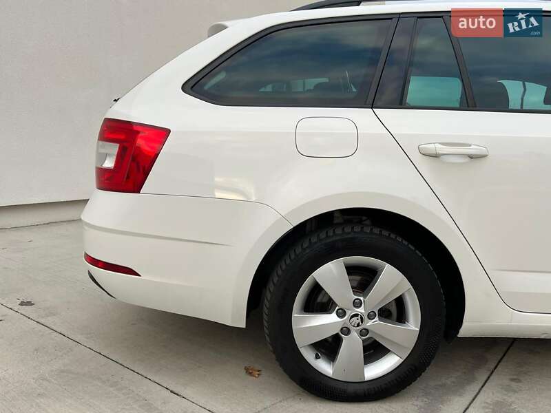 Универсал Skoda Octavia 2020 в Киеве фото 28 Универсал Skoda Octavia 2020 в Киеве