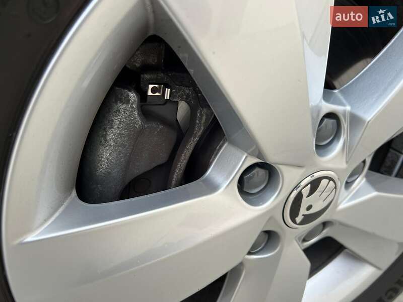 Универсал Skoda Octavia 2020 в Киеве фото 39 Универсал Skoda Octavia 2020 в Киеве