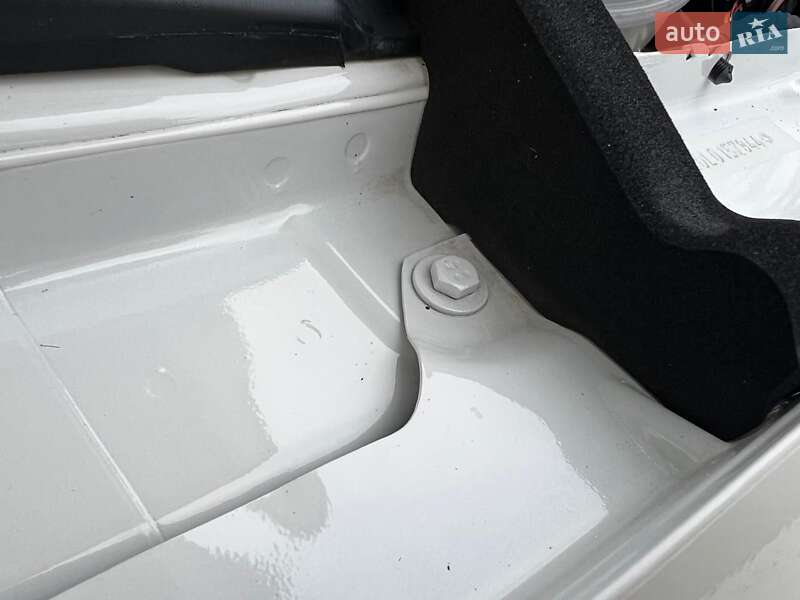 Универсал Skoda Octavia 2020 в Киеве фото 94 Универсал Skoda Octavia 2020 в Киеве