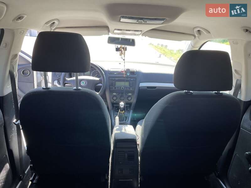 Универсал Skoda Octavia 2008 в Новояворовске