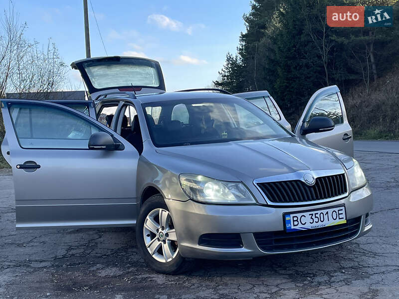 Универсал Skoda Octavia 2010 в Турке фото 14 Универсал Skoda Octavia 2010 в Турке