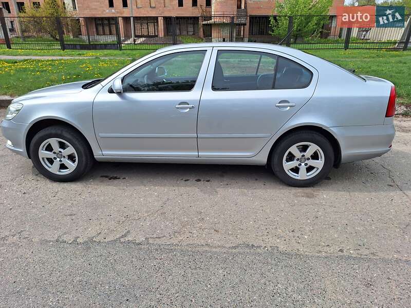 Лифтбек Skoda Octavia 2011 в Харькове