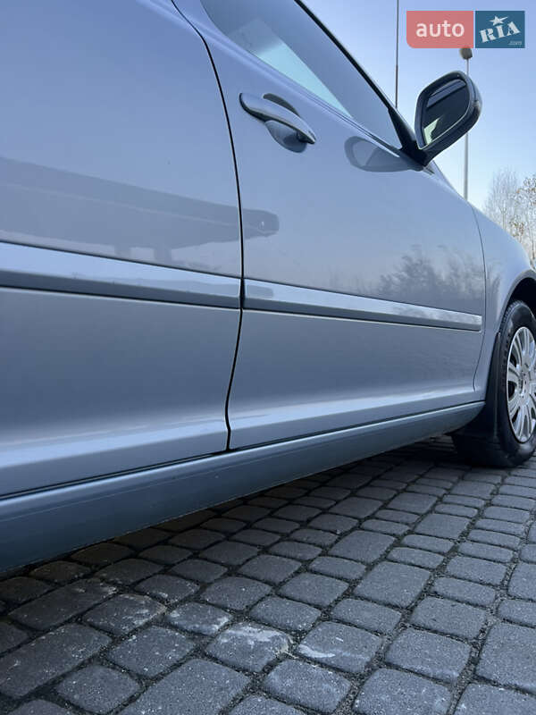 Универсал Skoda Octavia 2010 в Львове