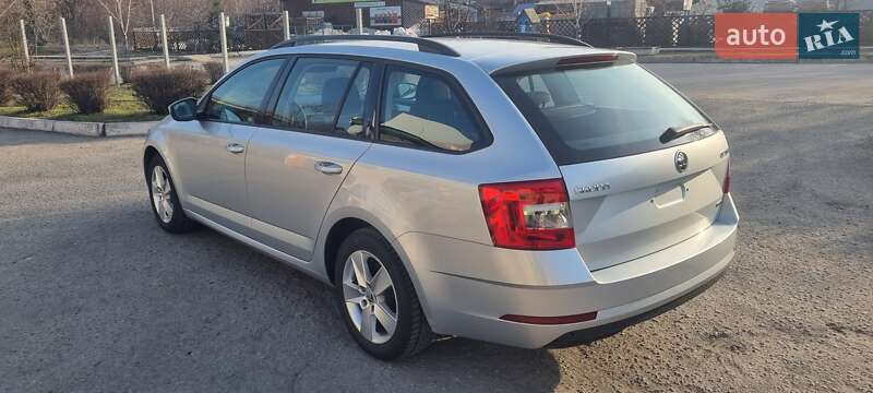 Универсал Skoda Octavia 2019 в Киеве фото 23 Универсал Skoda Octavia 2019 в Киеве