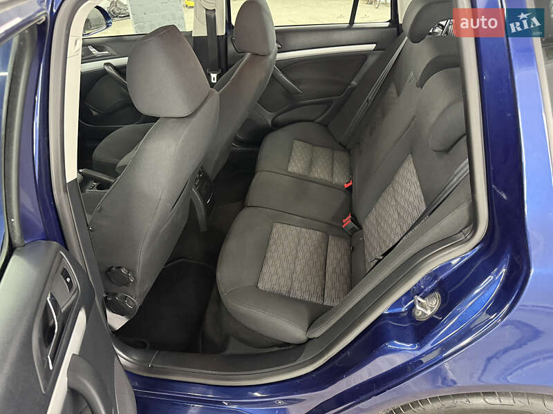 Универсал Skoda Octavia 2013 в Кременце фото 29 Универсал Skoda Octavia 2013 в Кременце