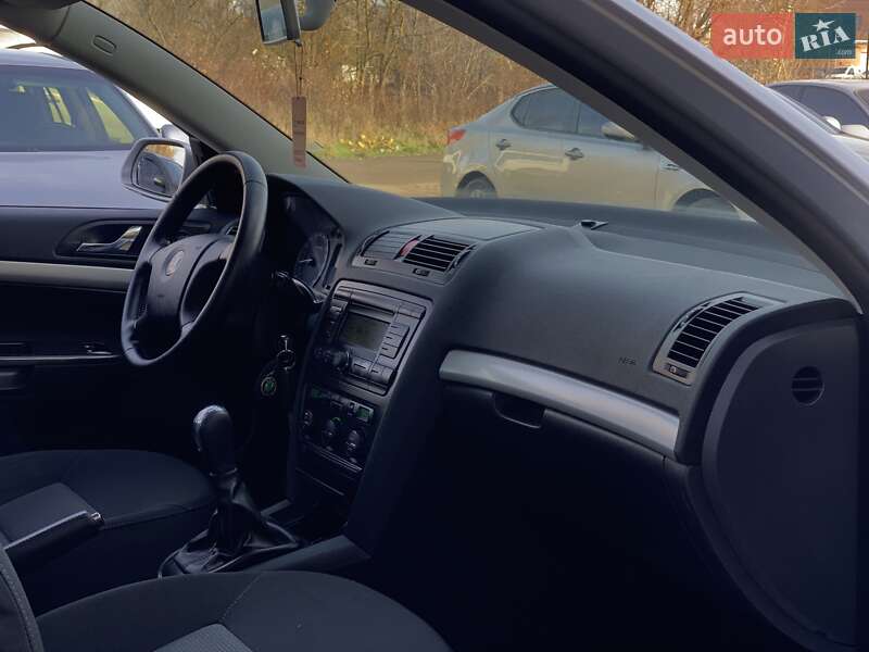 Лифтбек Skoda Octavia 2007 в Бердичеве