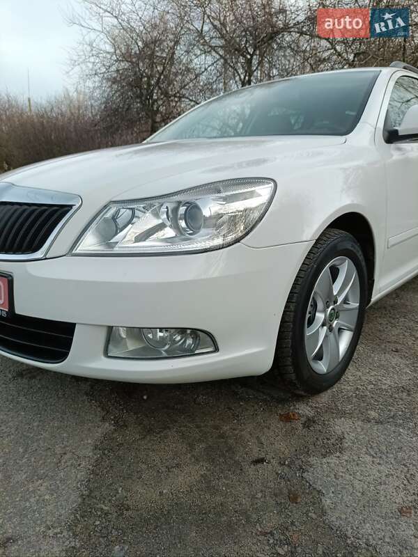 Универсал Skoda Octavia 2011 в Киеве фото 2 Универсал Skoda Octavia 2011 в Киеве