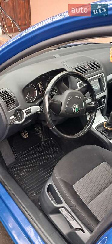 Универсал Skoda Octavia 2009 в Лубнах
