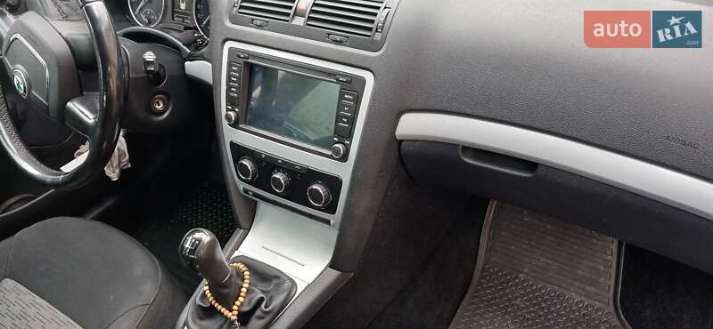 Универсал Skoda Octavia 2009 в Лубнах