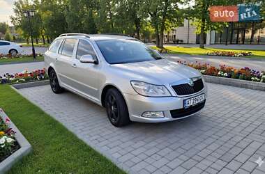 Универсал Skoda Octavia 2011 в Калуше