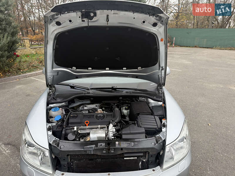 Универсал Skoda Octavia 2010 в Комсомольском фото 16 Универсал Skoda Octavia 2010 в Комсомольском