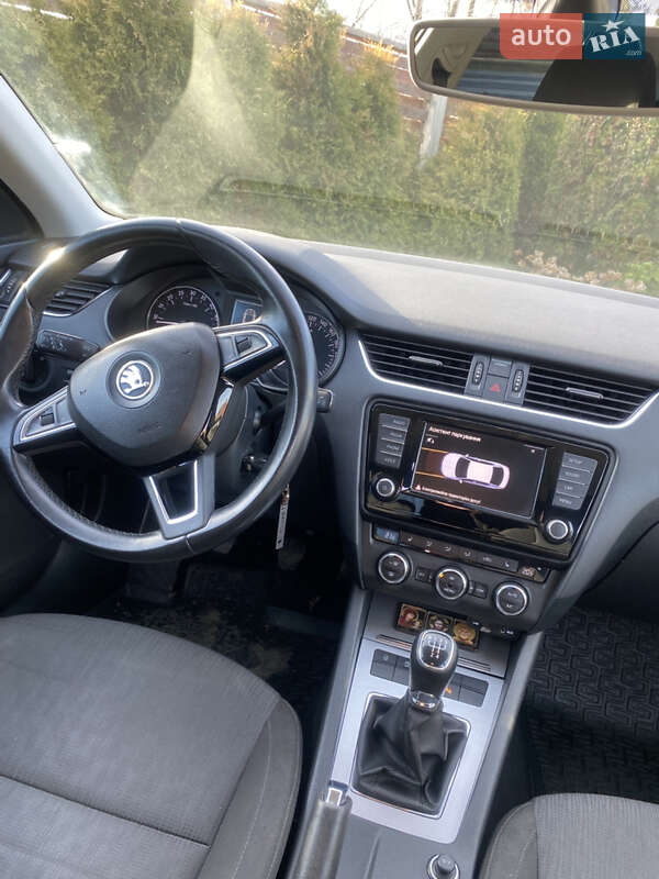 Ліфтбек Skoda Octavia 2016 в Стрию фото 28 Ліфтбек Skoda Octavia 2016 в Стрию