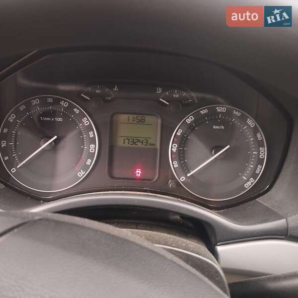 Ліфтбек Skoda Octavia 2006 в Тернополі фото 7 Ліфтбек Skoda Octavia 2006 в Тернополі