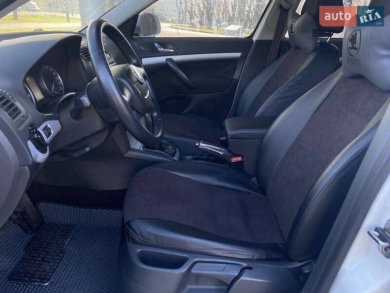 Лифтбек Skoda Octavia 2011 в Николаеве фото 16 Лифтбек Skoda Octavia 2011 в Николаеве