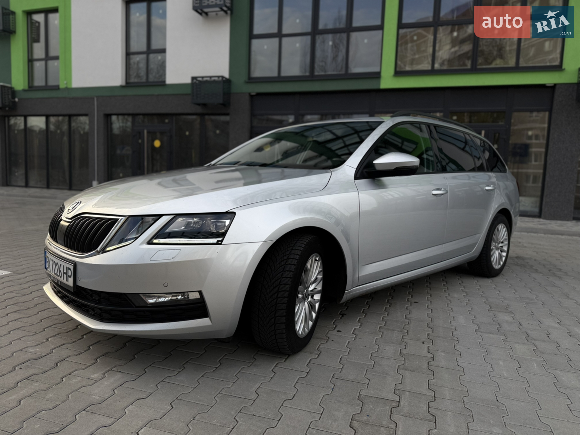 2017 Skoda Octavia - мініатюра 2