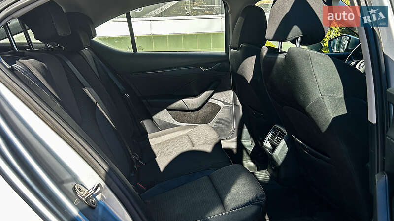 Ліфтбек Skoda Octavia 2020 в Чернівцях