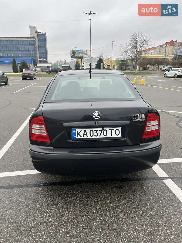 Лифтбек Skoda Octavia 2010 в Борисполе