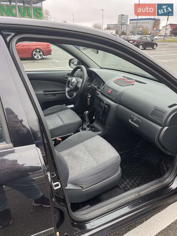 Лифтбек Skoda Octavia 2010 в Борисполе