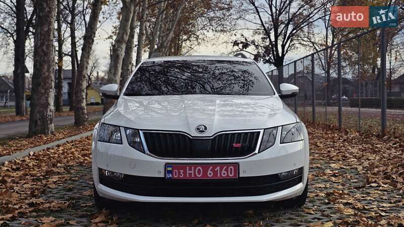 Универсал Skoda Octavia 2017 в Мукачево фото Универсал Skoda Octavia 2017 в Мукачево