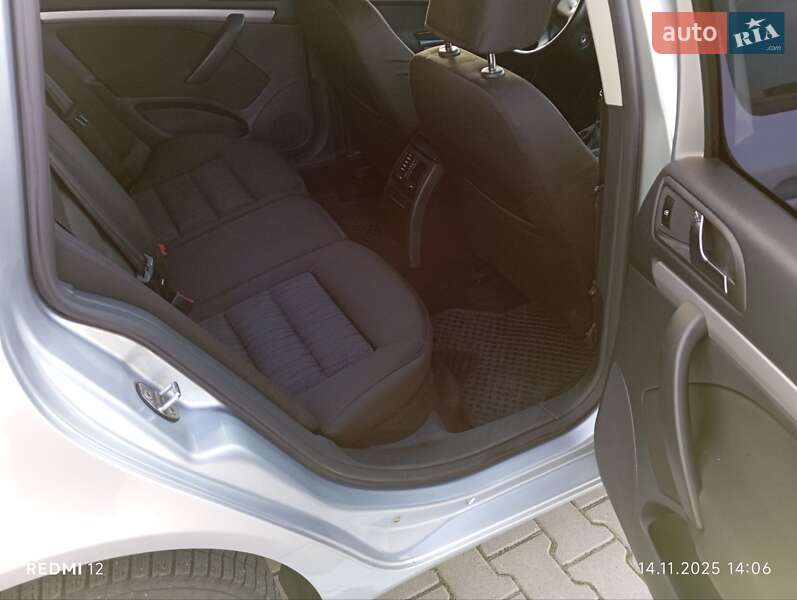 Універсал Skoda Octavia 2012 в Києві фото 28 Універсал Skoda Octavia 2012 в Києві