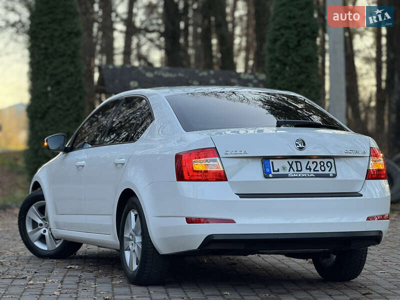Ліфтбек Skoda Octavia 2016 в Дрогобичі