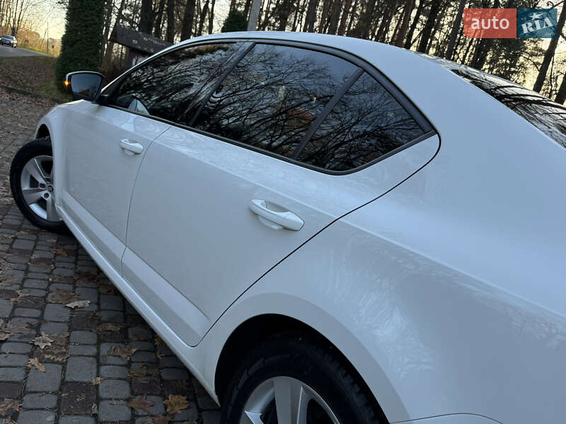 Ліфтбек Skoda Octavia 2016 в Дрогобичі