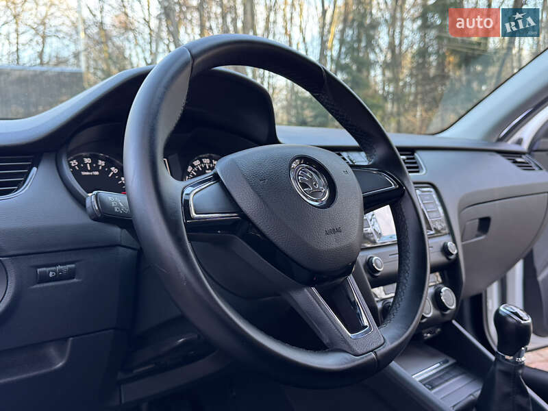 Ліфтбек Skoda Octavia 2016 в Дрогобичі