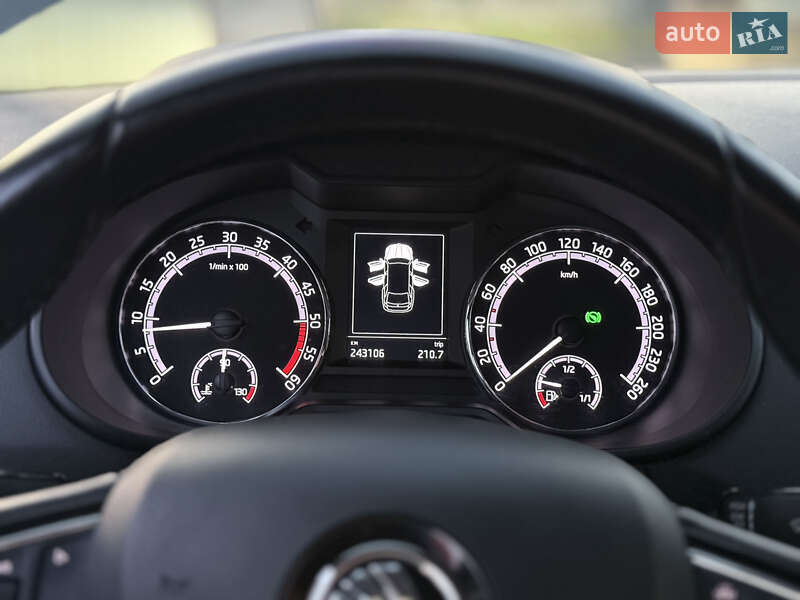 Универсал Skoda Octavia 2017 в Хмельницком