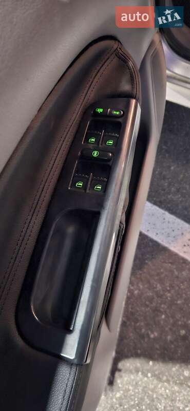 Лифтбек Skoda Octavia 1999 в Киеве