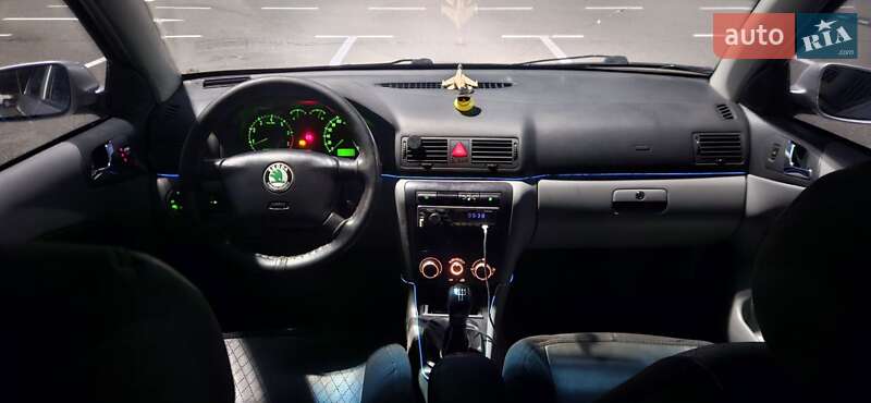 Лифтбек Skoda Octavia 1999 в Киеве