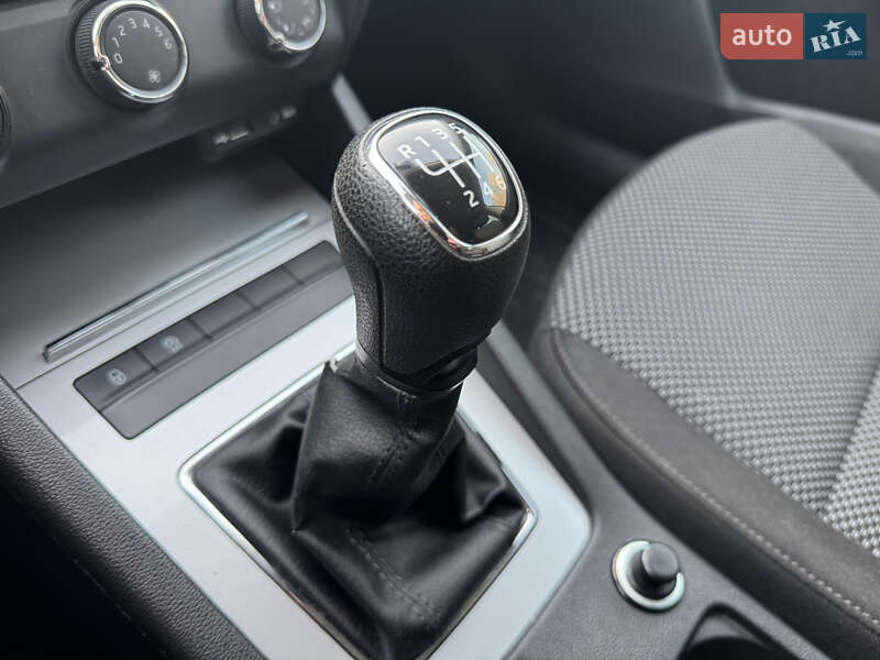 Универсал Skoda Octavia 2013 в Киеве фото 16 Универсал Skoda Octavia 2013 в Киеве