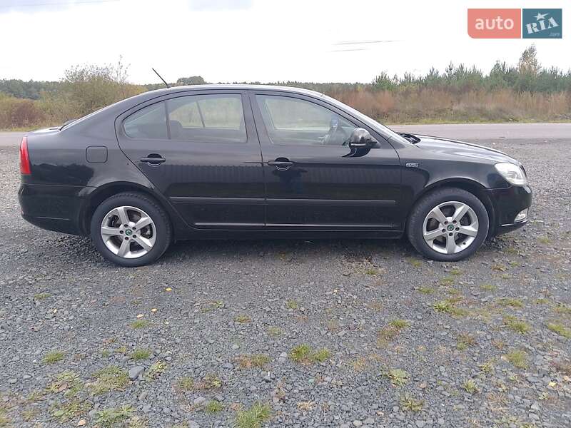 Лифтбек Skoda Octavia 2011 в Ровно фото 9 Лифтбек Skoda Octavia 2011 в Ровно