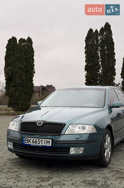 Лифтбек Skoda Octavia 2008 в Дубно