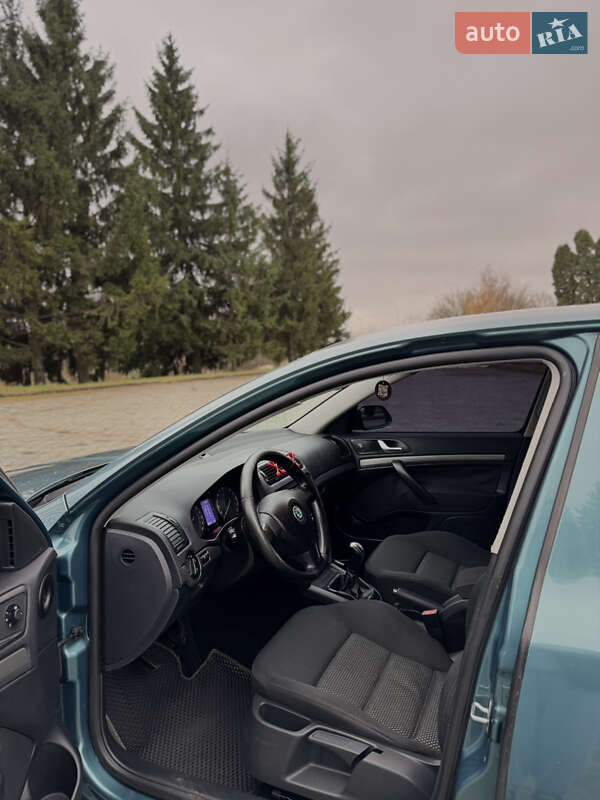 Лифтбек Skoda Octavia 2008 в Дубно фото 17 Лифтбек Skoda Octavia 2008 в Дубно