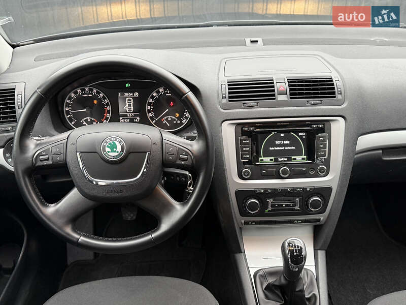 Универсал Skoda Octavia 2013 в Ровно фото 2 Универсал Skoda Octavia 2013 в Ровно