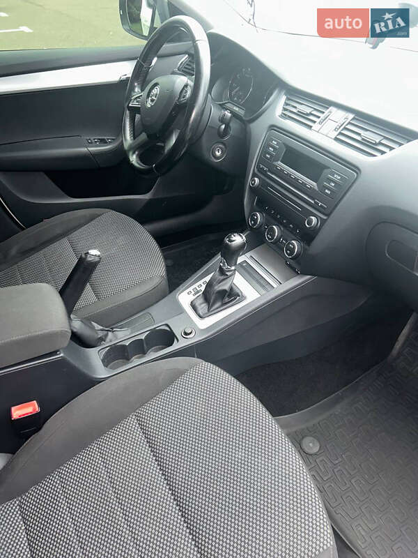 Лифтбек Skoda Octavia 2013 в Киеве фото 11 Лифтбек Skoda Octavia 2013 в Киеве