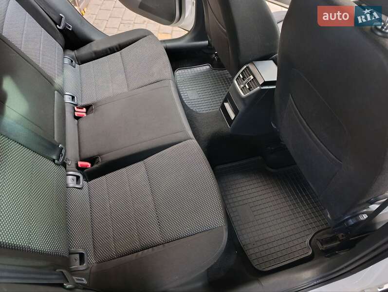 Универсал Skoda Octavia 2013 в Кривом Роге