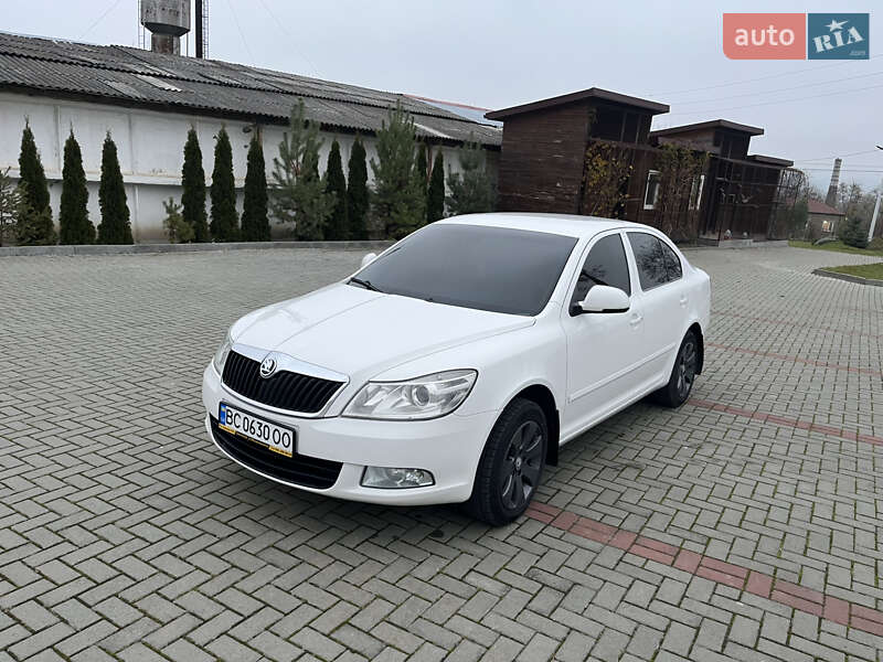 Лифтбек Skoda Octavia 2010 в Золочеве