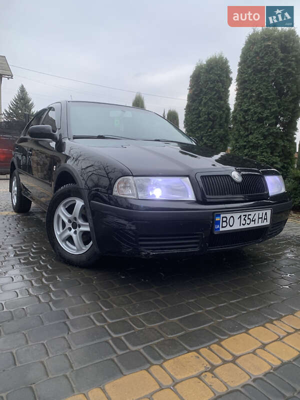 Лифтбек Skoda Octavia 2005 в Бучаче