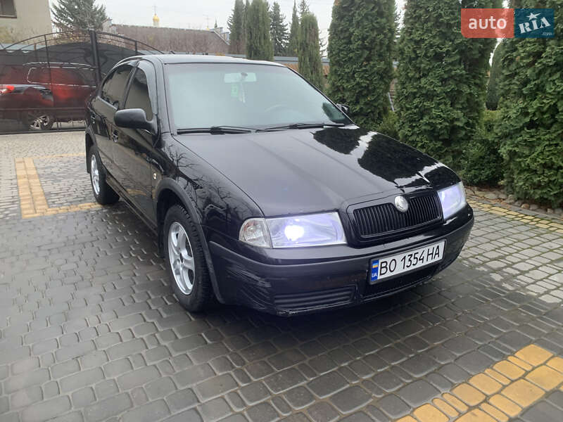 Лифтбек Skoda Octavia 2005 в Бучаче
