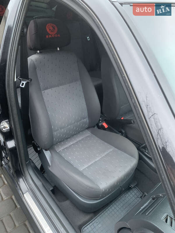 Лифтбек Skoda Octavia 2005 в Бучаче