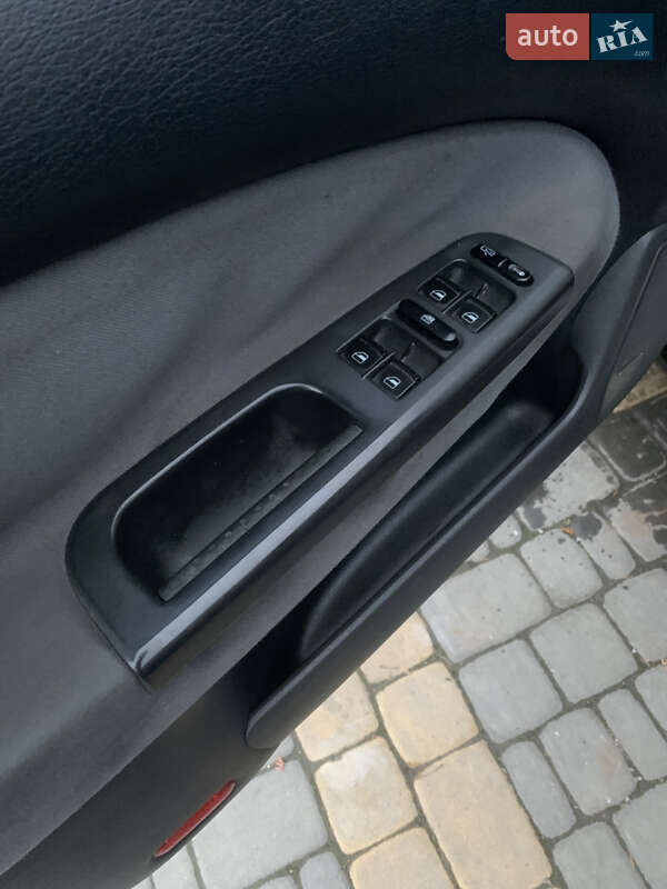 Лифтбек Skoda Octavia 2005 в Бучаче