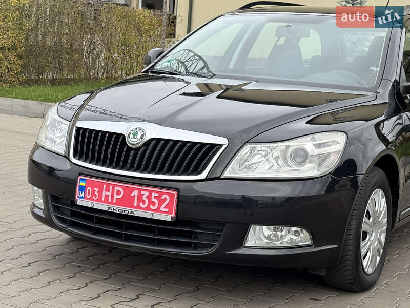 Універсал Skoda Octavia 2009 в Луцьку