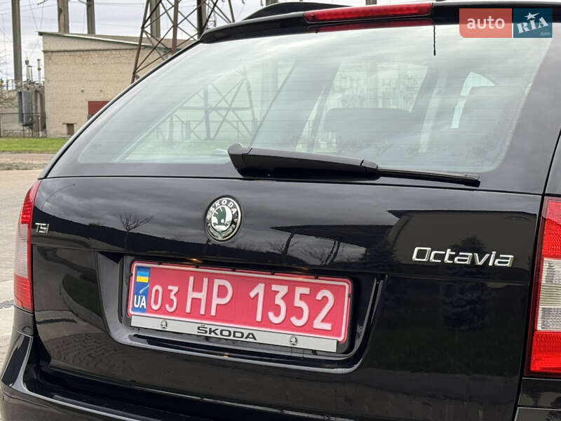 Універсал Skoda Octavia 2009 в Луцьку