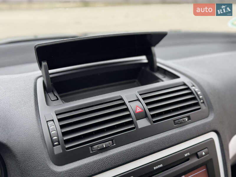 Універсал Skoda Octavia 2009 в Луцьку