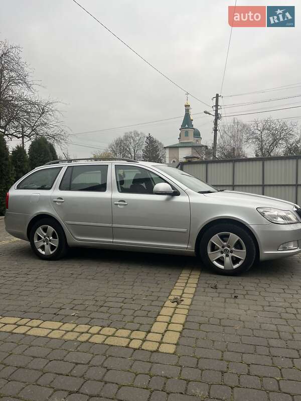 Универсал Skoda Octavia 2011 в Виннице
